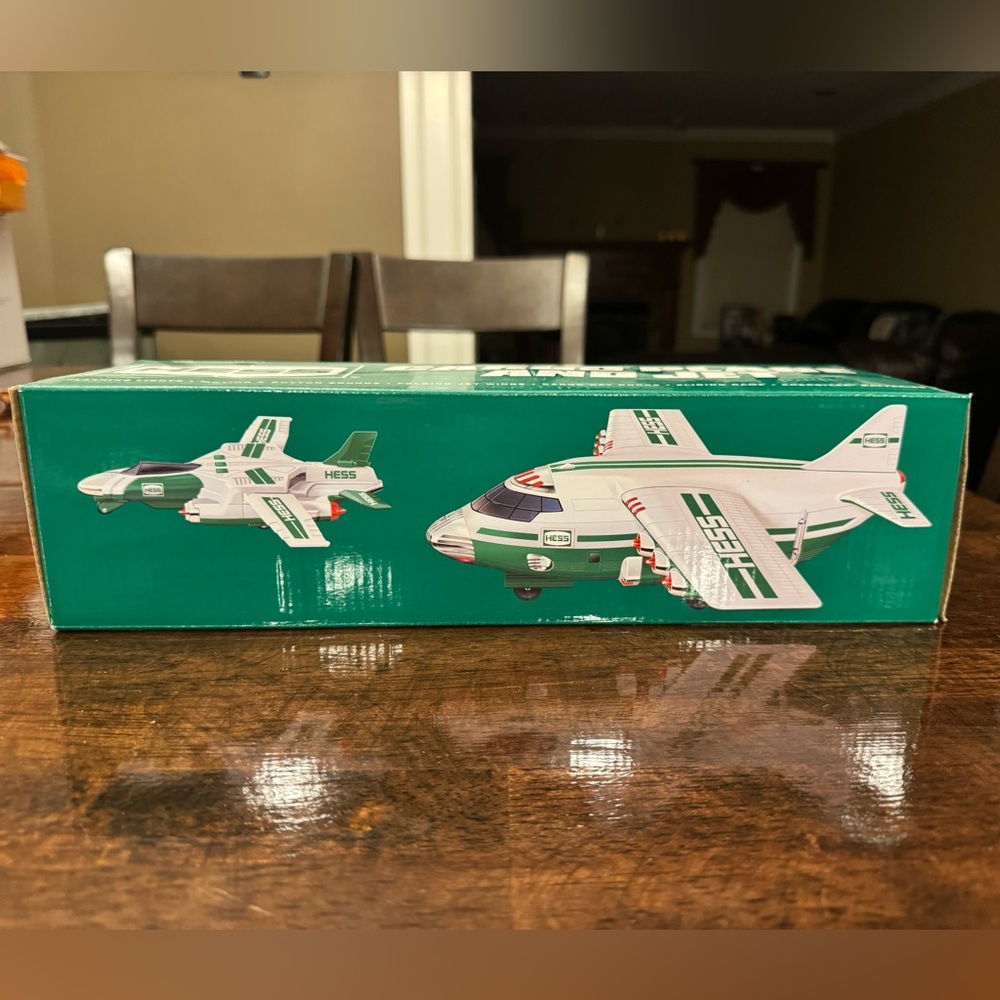 2021 BRAND NEW Hess Cargo Plane and Jet